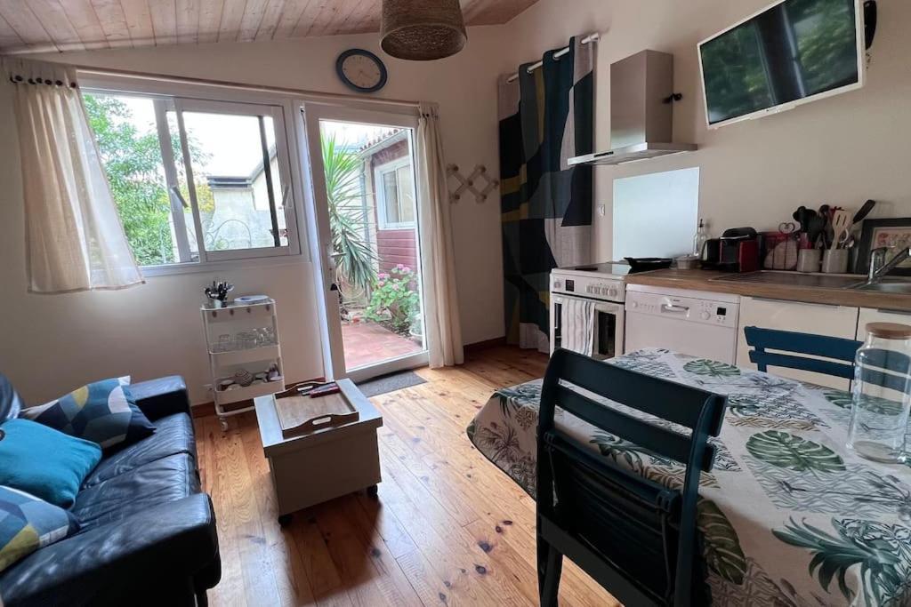 T2 Avec Terrasse Privee Daire La Rochelle  Dış mekan fotoğraf